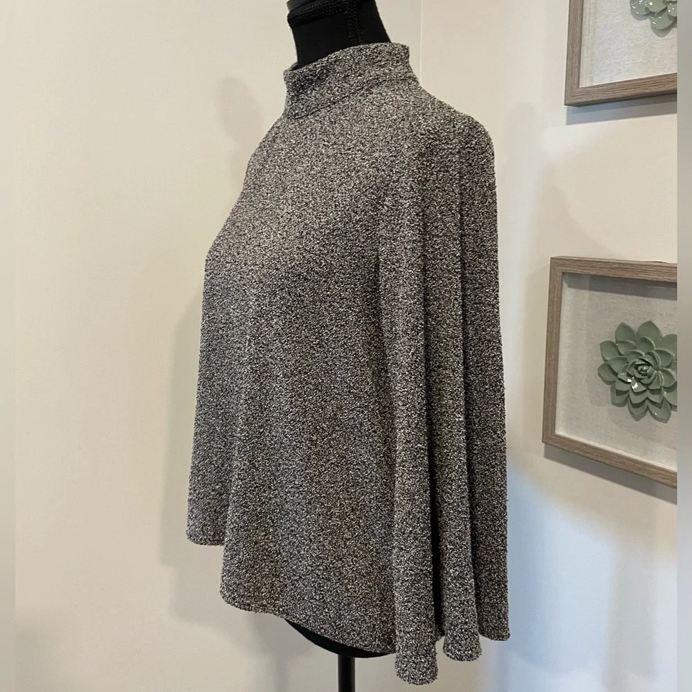 Zara Grey Boucle Mock Neck Sweater with Exposed Back Zipper VGUC - Picture 2 of 13